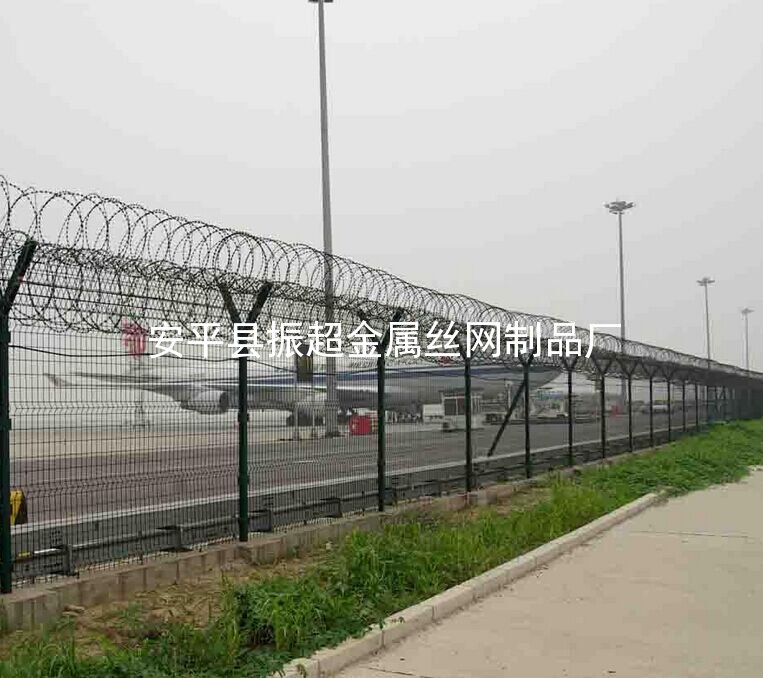 机场防护网 护栏网 隔离网-www.apzhenchao.com
