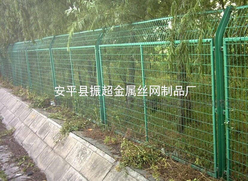 园林防护网-安平县振超金属丝网制品厂www.apzhenchao.com